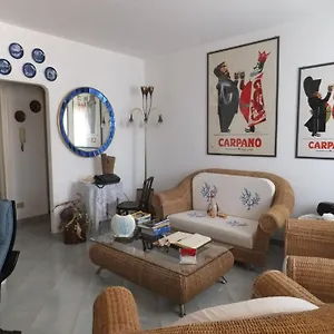 Ajò Da Patrizia Bed & Breakfast Santa Teresa di Gallura